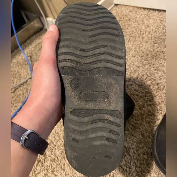 Ugg boots - Picture 2 of 4